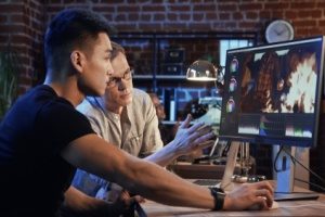 Men who have inline marine insurance for film production