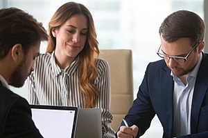 an organization acquiring D&O insurance during the COVID-19 pandemic