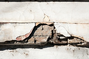 damage to a building that would be covered by property insurance