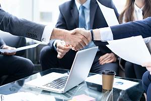 Cannabis insurance agent closing deal