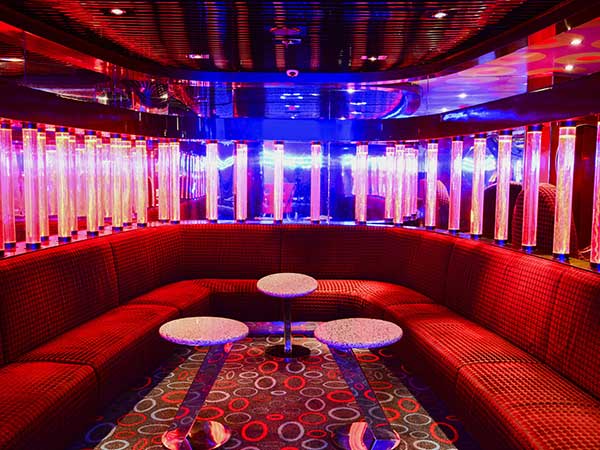 red room to a night club